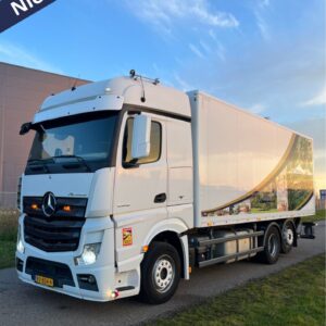 Mercedes Benz Actros bakwagen