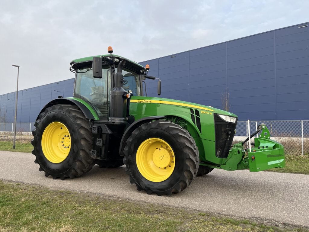 John Deere, 8R, 8370R, Bj 2017, 12500kg, Luchtgeremd