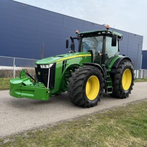 John Deere 8R 8370R